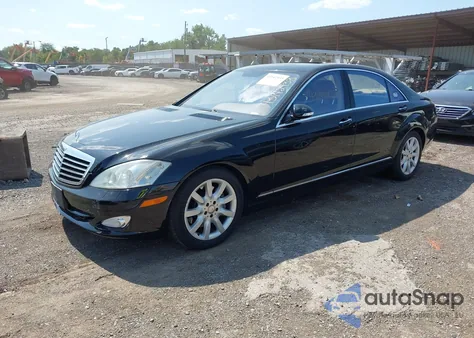 2008 Mercedes-Benz S 550 4Matic из США, поврежденный, VIN WDDNG86X68A165907